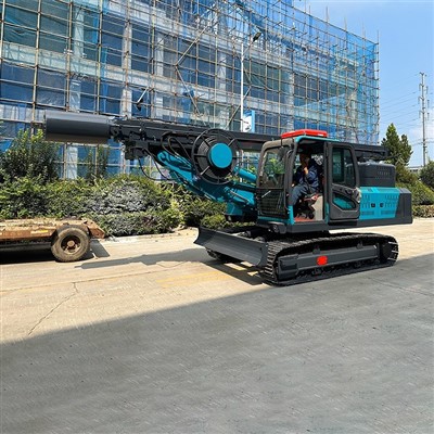 What Causes Gear Oil in The Engine Of A Wheeled Rotary Drilling Rig